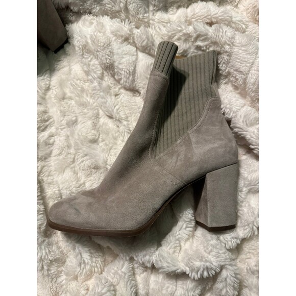 Vionic Womens Perk Kaylee Ankle Boots 10 Suede Knit Heel - Picture 3 of 11